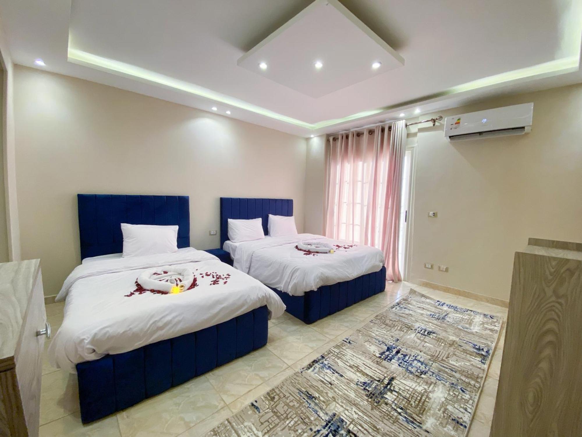 Young Pharaoh View Inn Kairo Bagian luar foto