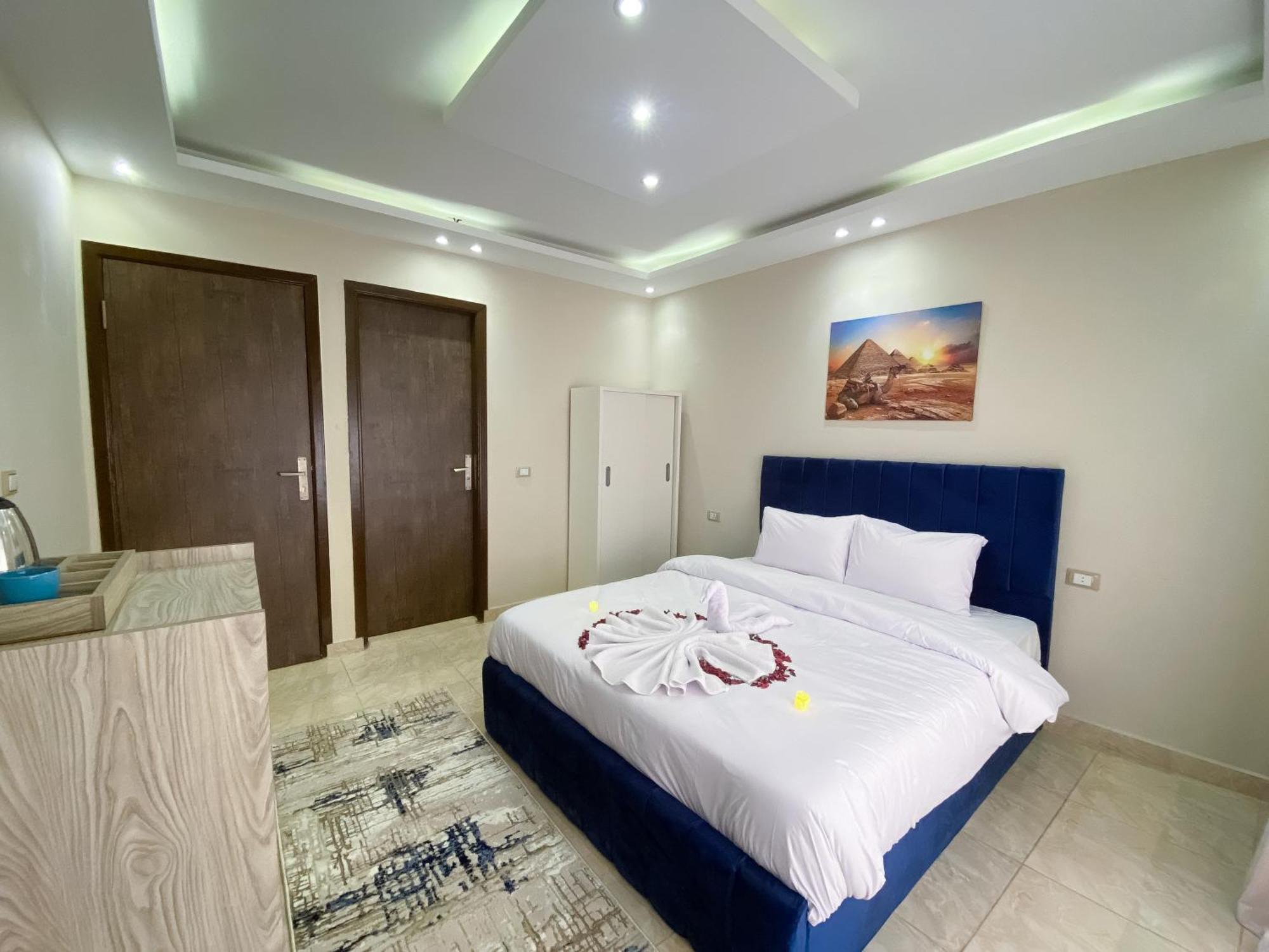 Young Pharaoh View Inn Kairo Bagian luar foto
